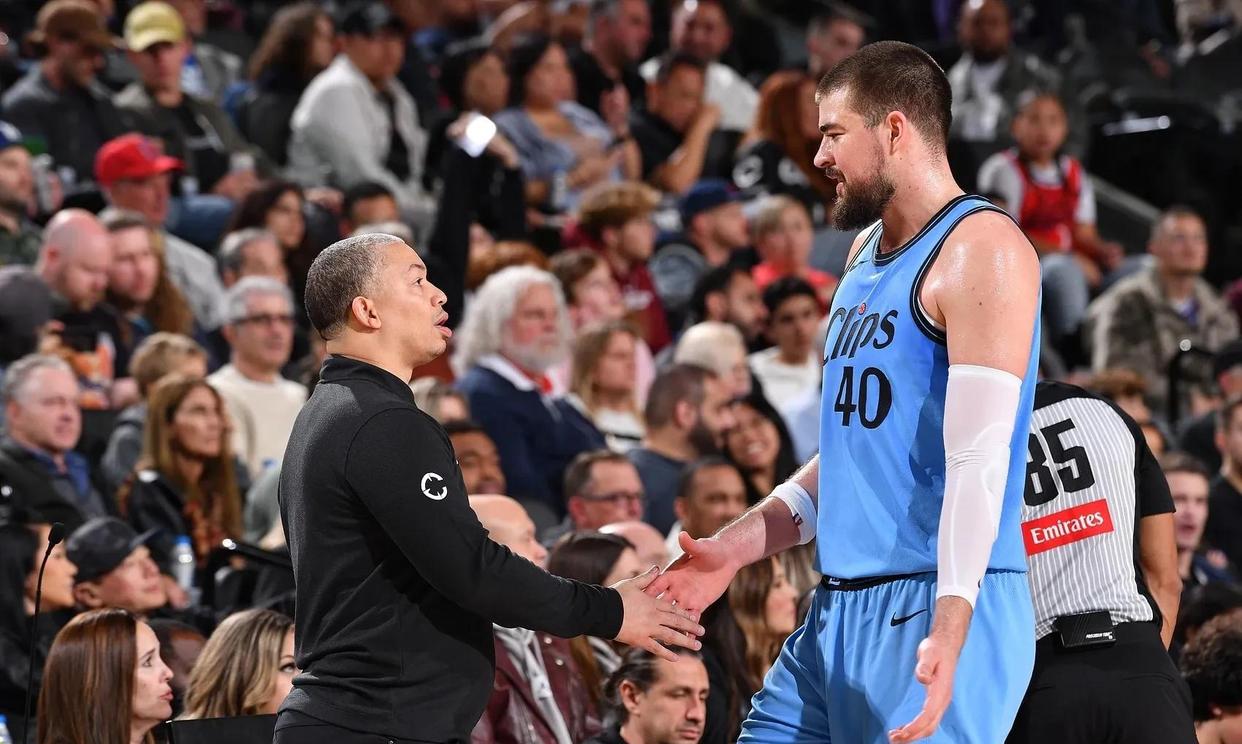 开云体育平台APP-包含快船队的默契配合让对手束手无策的词条