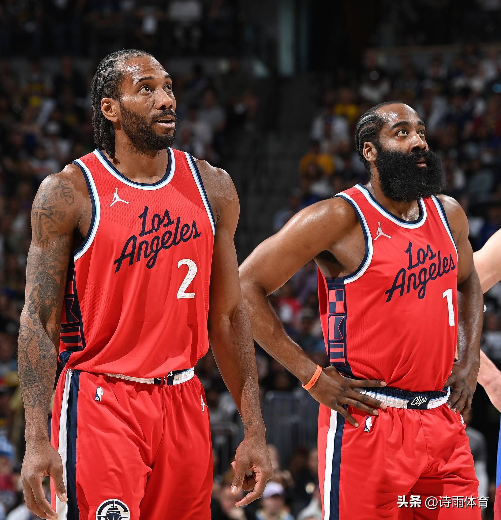 包含太阳翻盘快船，伦纳德惊艳四座的词条