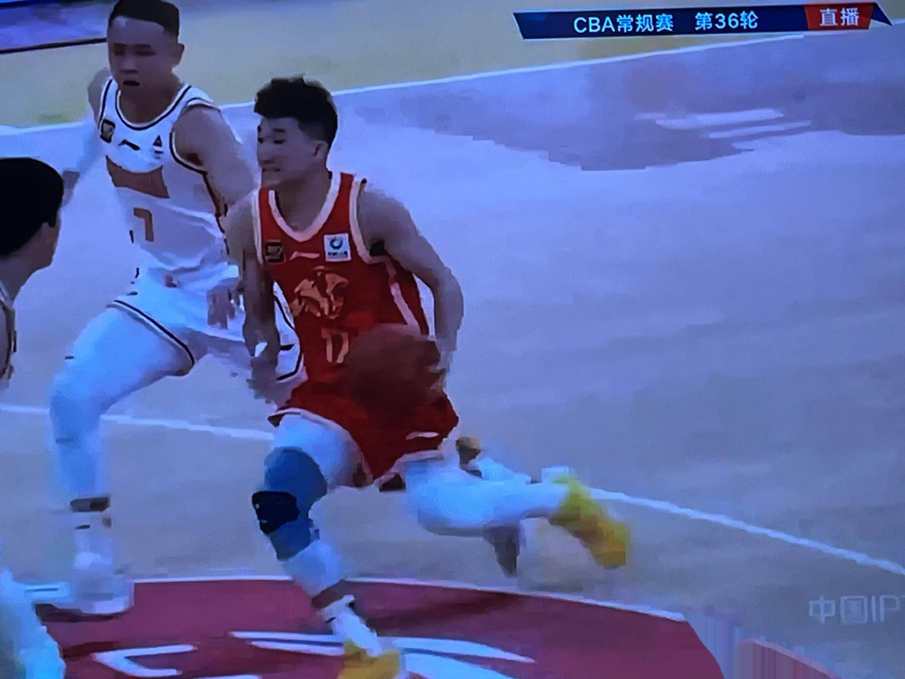 包含山西队绝杀吉林队，易建联扛起全队的词条