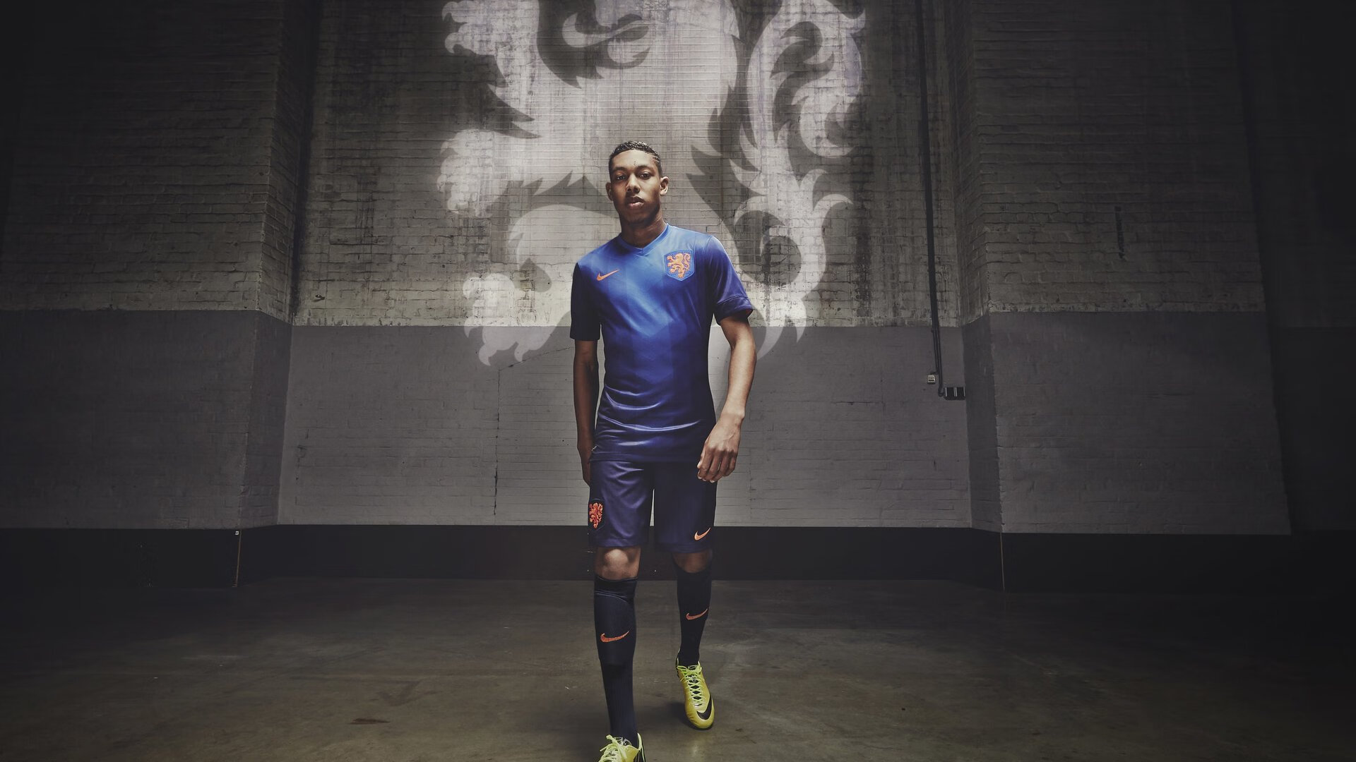 绿茵霸权更迭,洪都拉斯终结玻利维亚神话,劳塔罗崛起接管世界排名争夺战