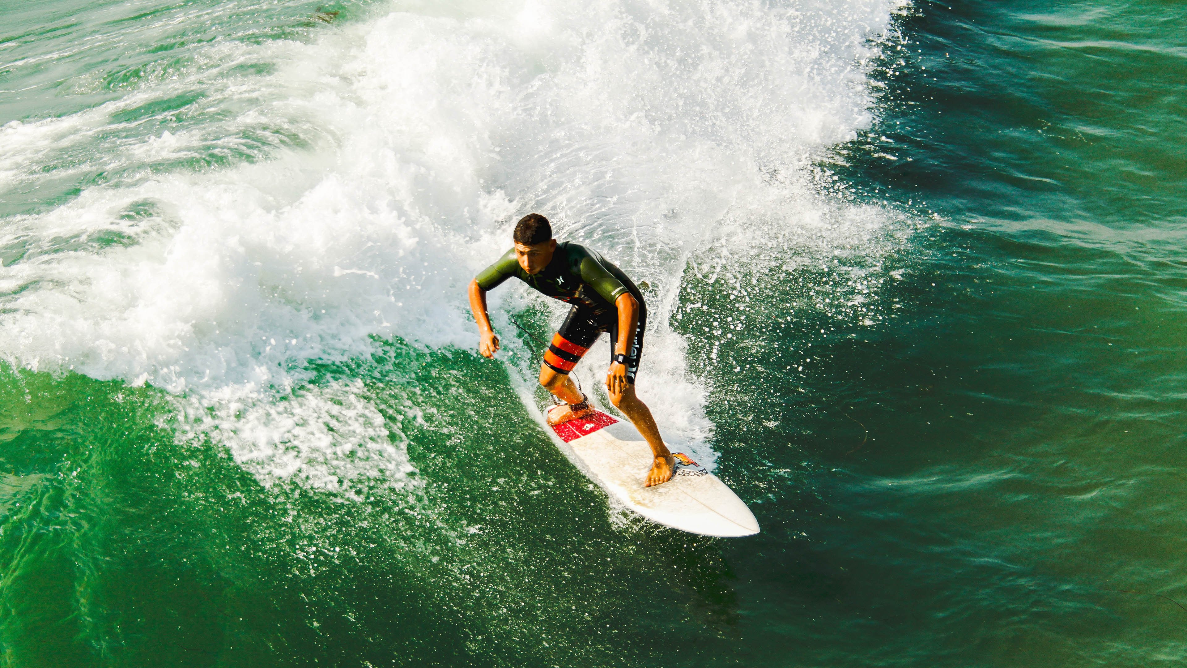 开云体育平台APP-拉文完美发挥定乾坤，湖勇大战背后的新王崛起